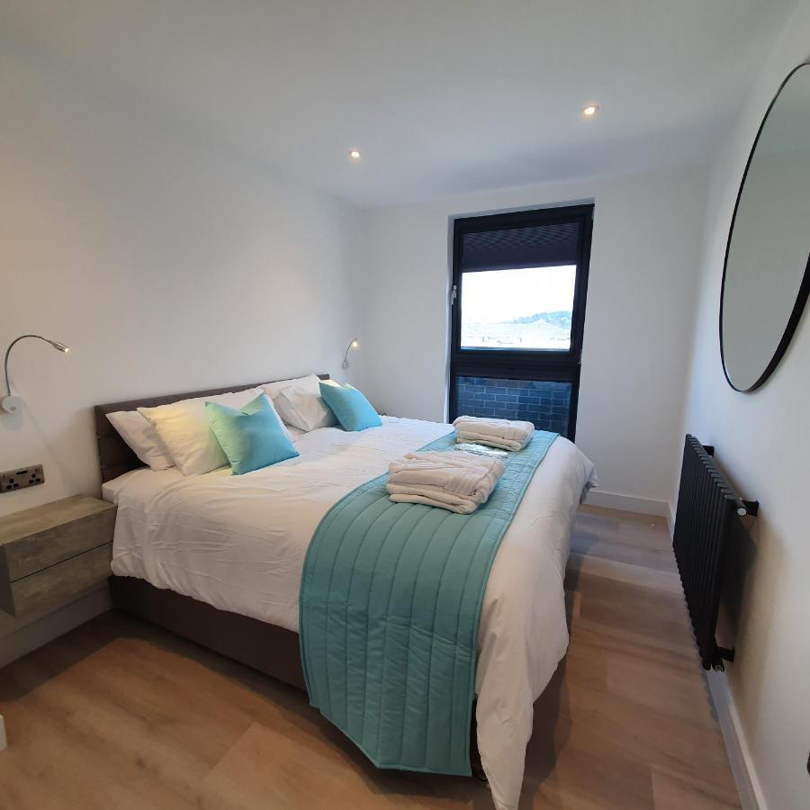 Central Penthouse With Hot Tub & Views 24 كيلتنهام المظهر الخارجي الصورة
